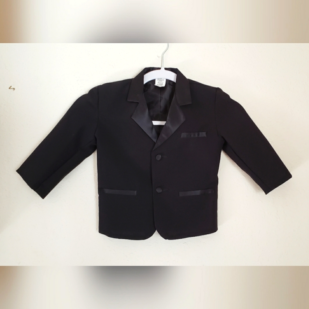 Unbranded little boys' black suit jacket size 2T